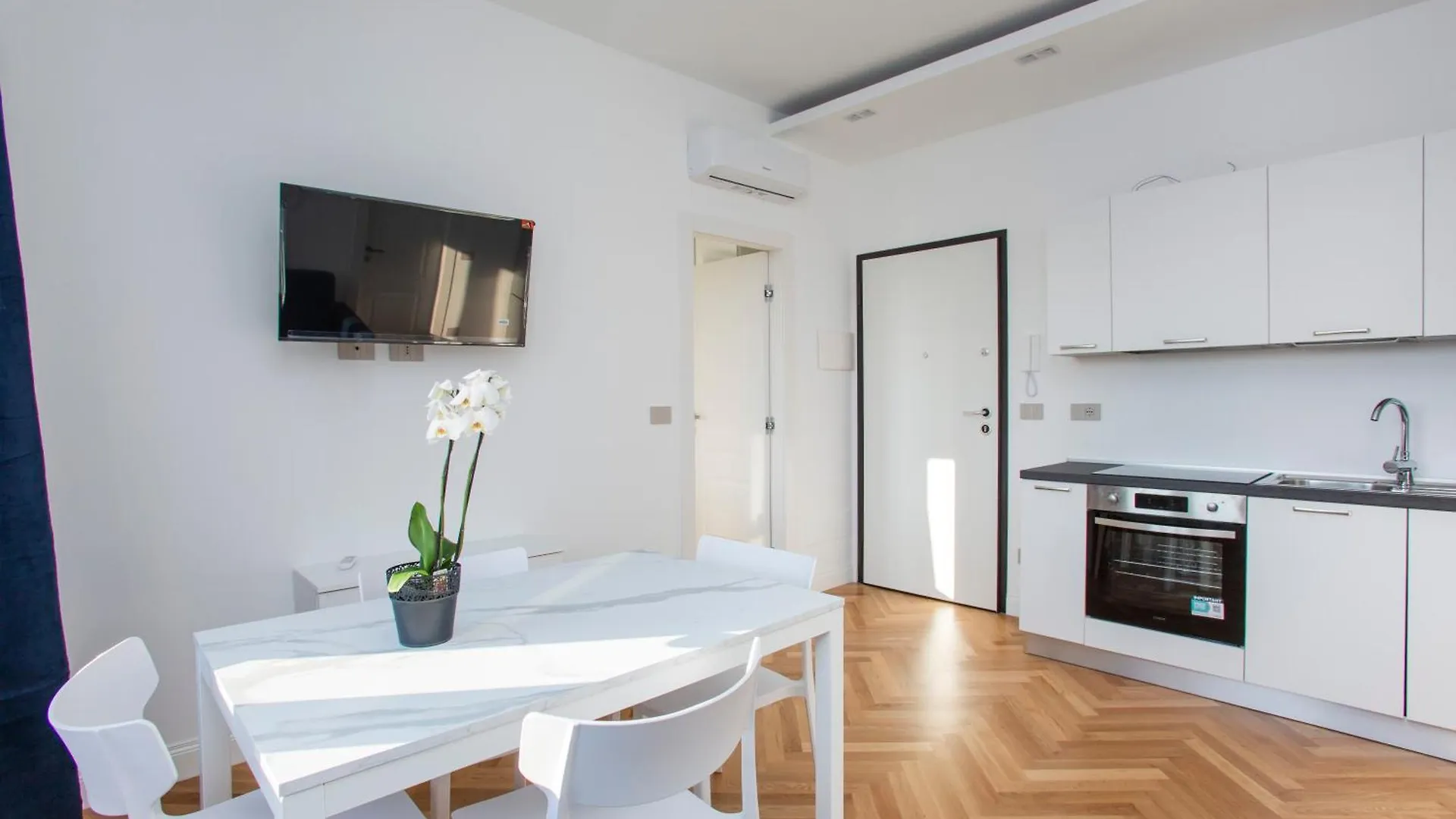 Apartman Fontana18 - Duomo Suites View Milánó Olaszország