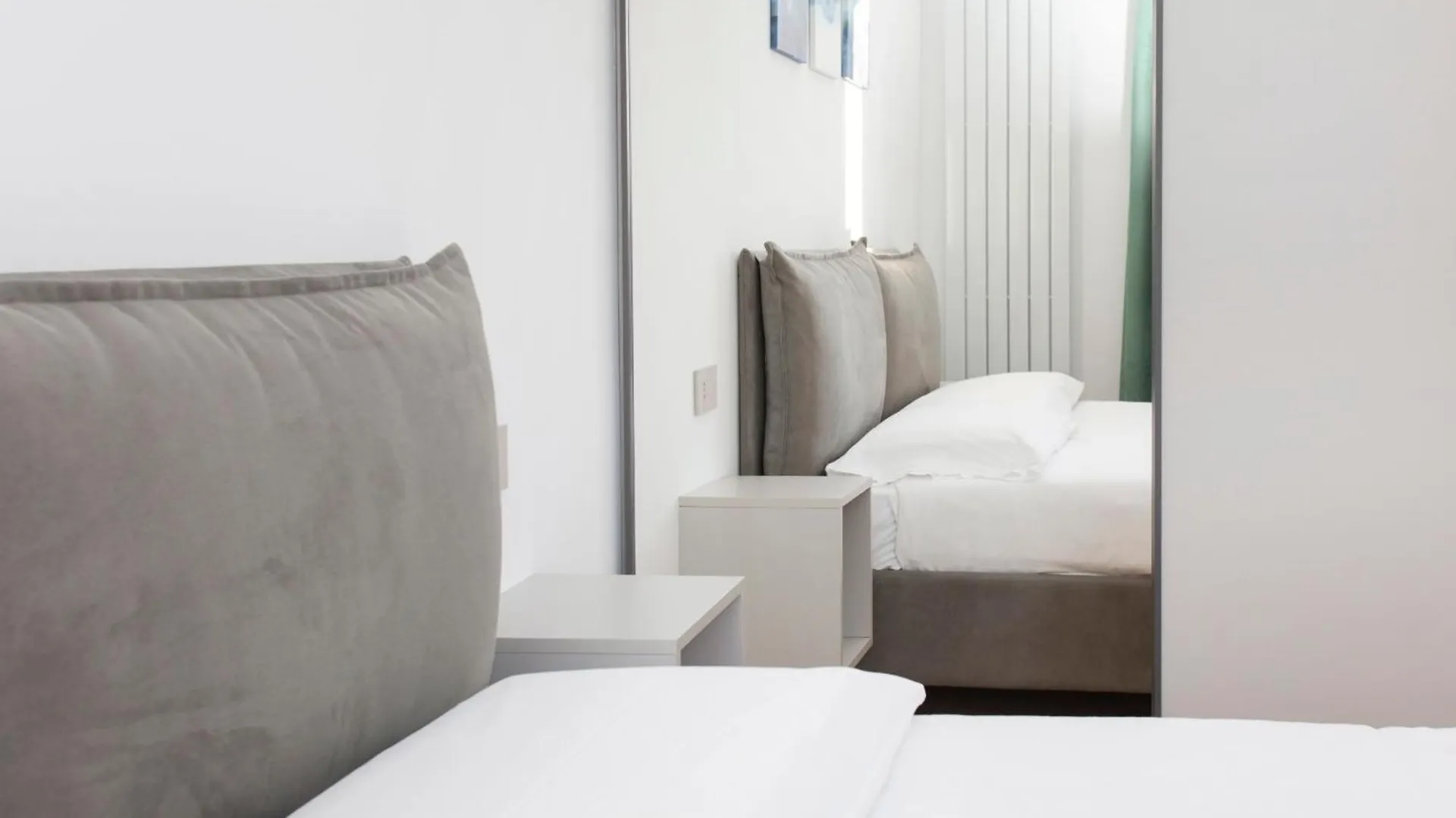 Fontana18 - Duomo Suites View Milánó Apartman